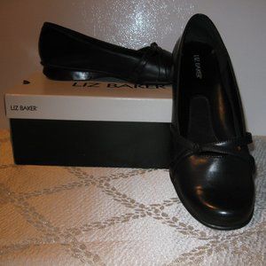 Liz Baker, Black Leather Fringed Flats